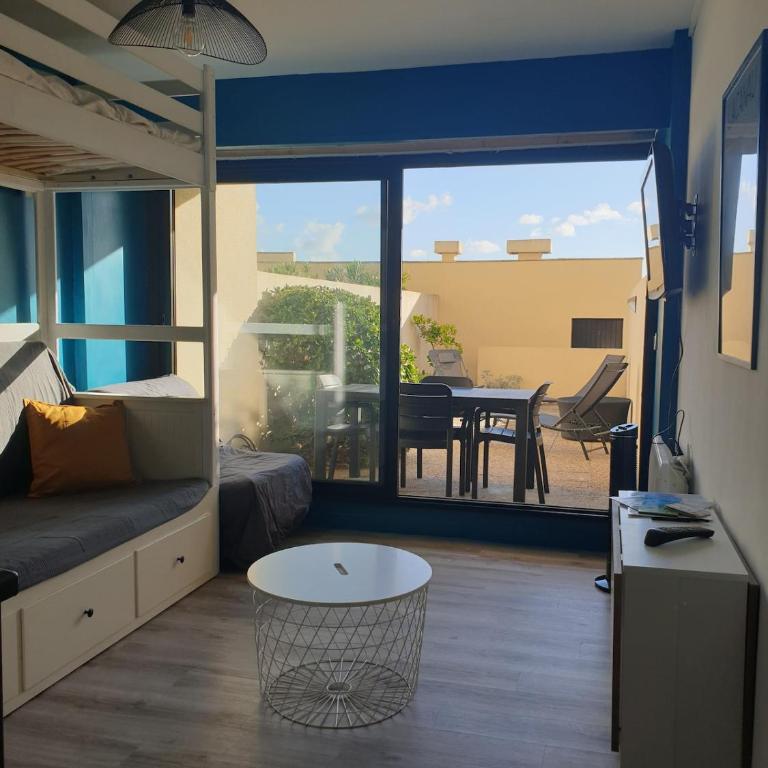 Waterfront studio with terrace - Apartamento de 1 dormitorio - 1