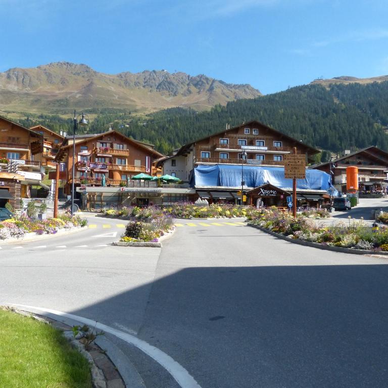 Hotel Ermitage Verbier - Chambre Lits Jumeaux - Vue sur Village - 3
