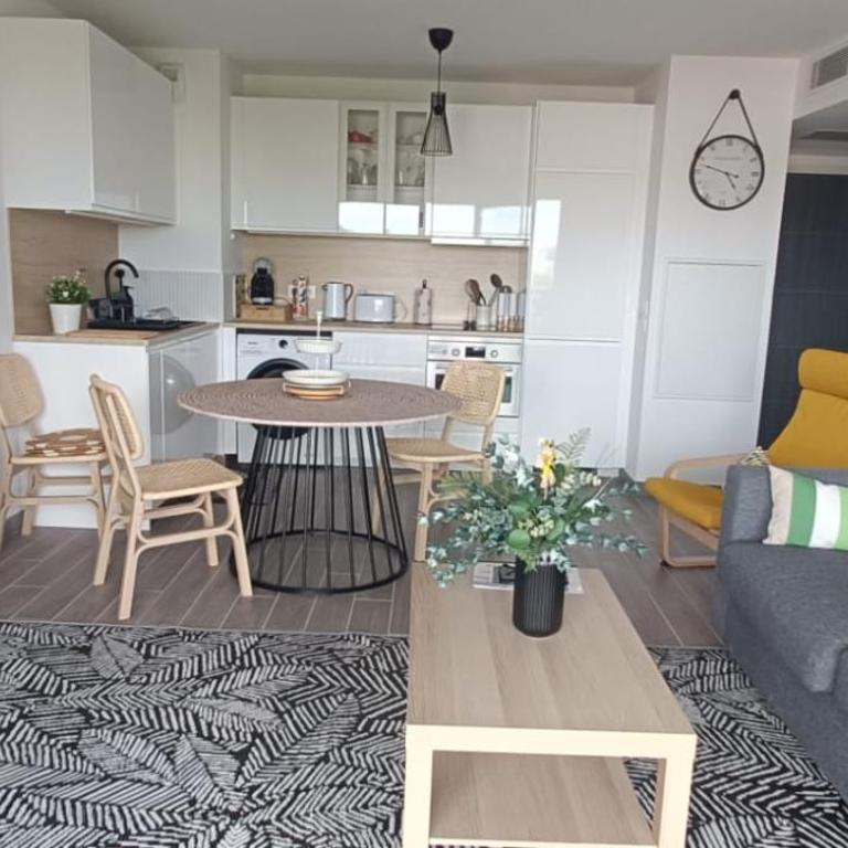 Appartement classé 3 étoiles à 150m de la plage - Appartamento con 1 Camera da Letto, Balcone e Vista Mare - 3