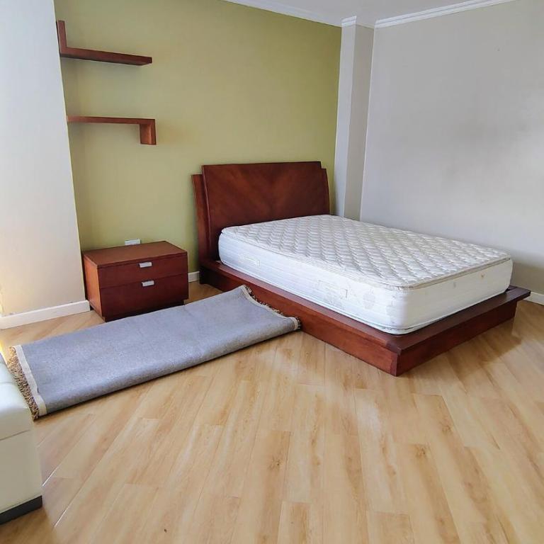 Apartment in Eloy Alfaro - Three-Bedroom Apartment - High Floor - 16