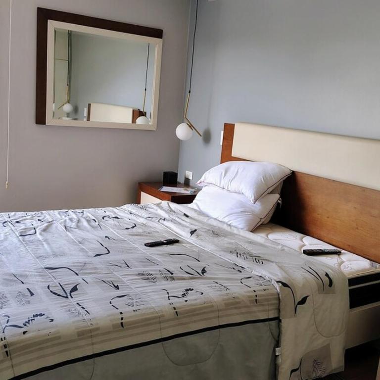 Apartment in Eloy Alfaro - Three-Bedroom Apartment - High Floor - 22