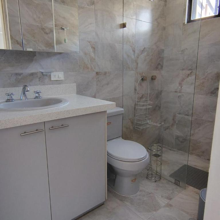 Apartment in Eloy Alfaro - Three-Bedroom Apartment - High Floor - 24