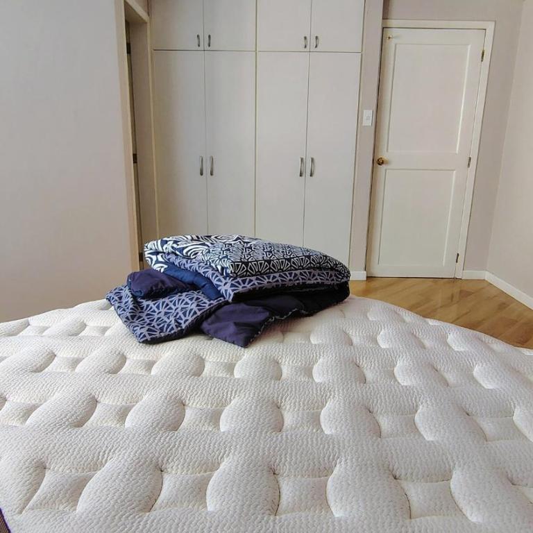 Apartment in Eloy Alfaro - Three-Bedroom Apartment - High Floor - 28