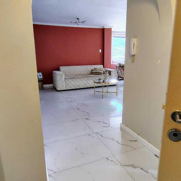 Apartment in Eloy Alfaro - Three-Bedroom Apartment - High Floor - 31