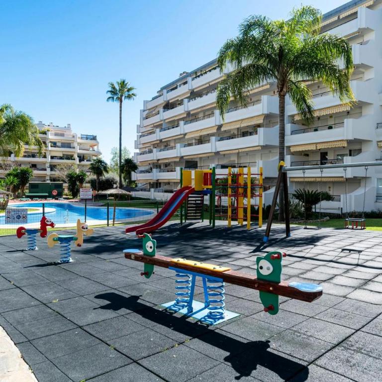 Apartamento en Guadalmina con vistas al golf - Two-Bedroom Apartment - 18