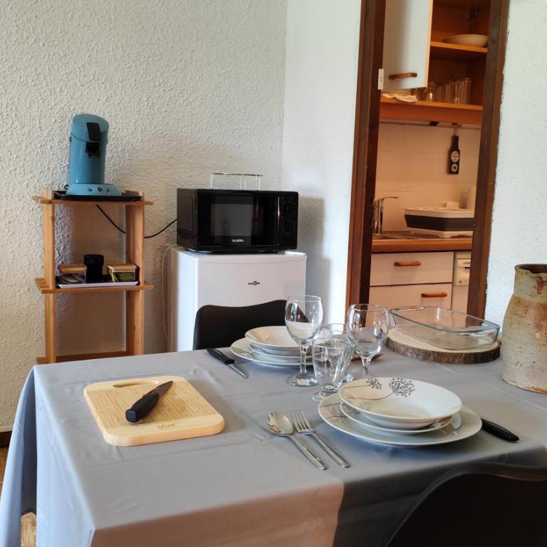 Sullenza # Parking - Proche Centre - Vue Montagne - Appartement 1 Chambre - 4