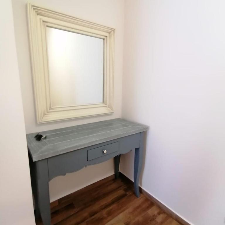 Your Home Montenegro - Two-Bedroom Apartment with Terrace and Sea View - 12