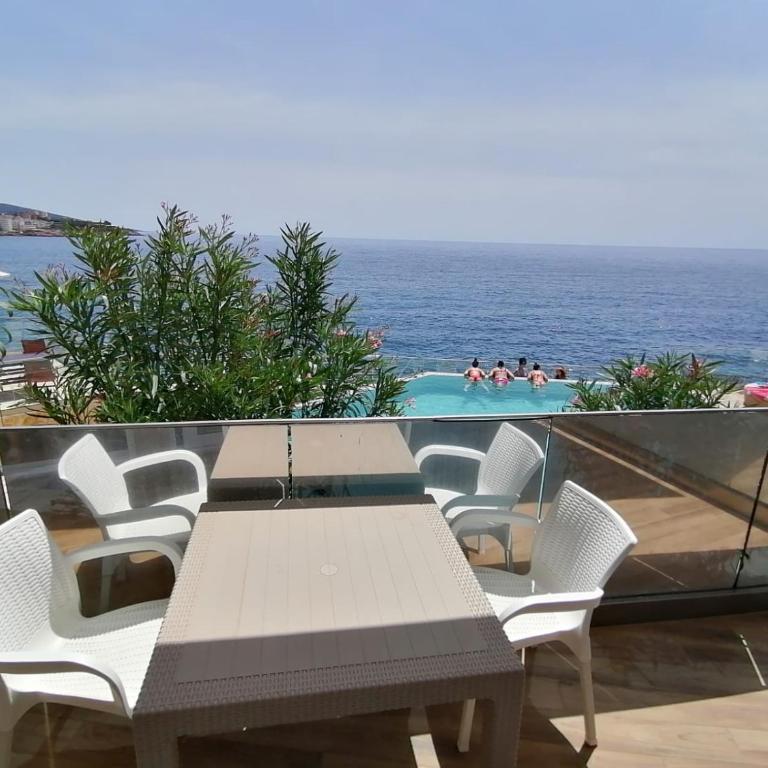 Your Home Montenegro - Two-Bedroom Apartment with Terrace and Sea View - 17