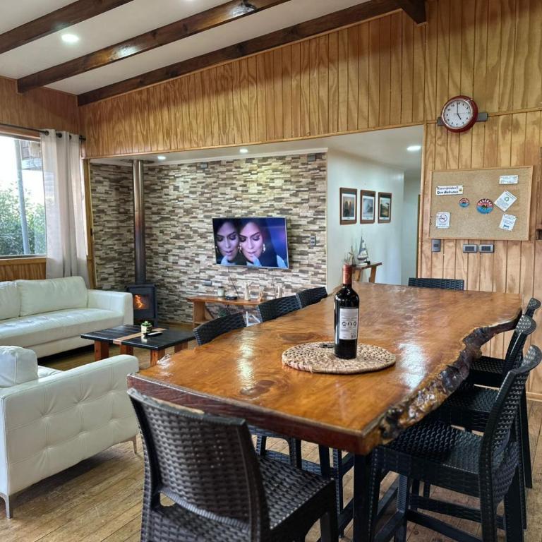 vive pichilemu - Three-Bedroom House - 10
