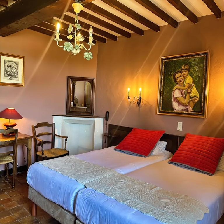 Hostellerie Le Beffroi - Chambre Double ou Lits Jumeaux avec Douche - 12