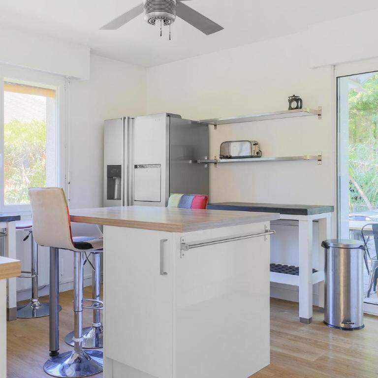 Spacieuse Maison De Ville - Ferienhaus mit 5 Schlafzimmern - 5