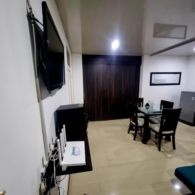 Comodo Apto cerca al aeropuerto - Apartamento de 1 dormitorio - 10