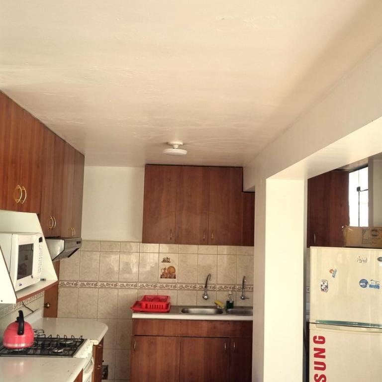 Acogedor departamento en Cusco - Three-Bedroom Apartment - 4
