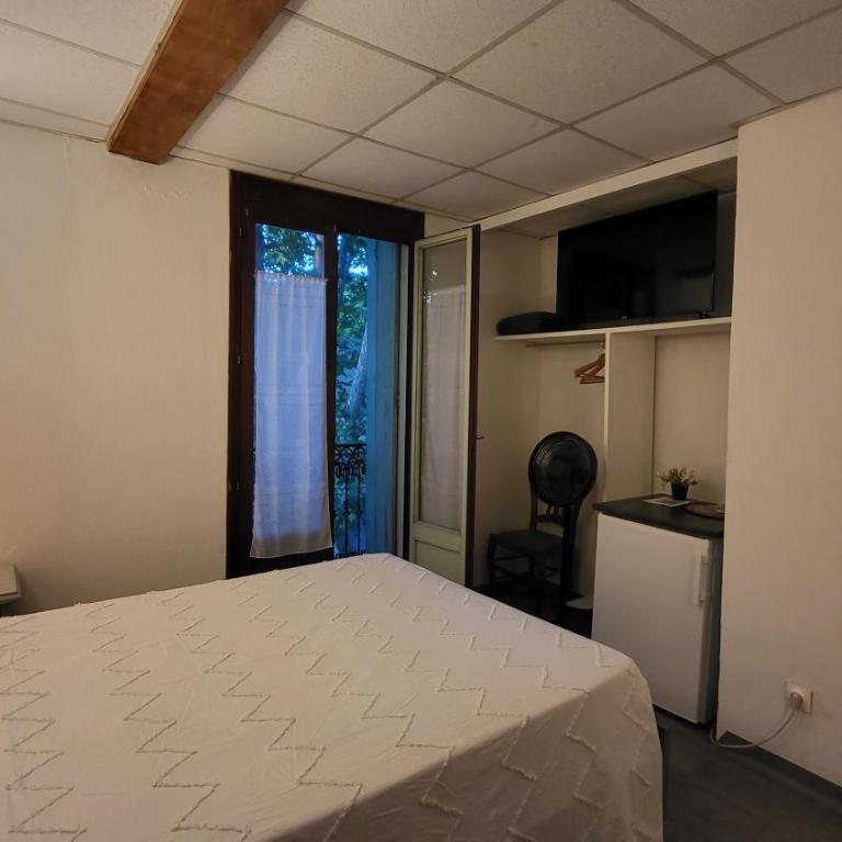 Residence Adele - Chambres en toute autonomie - Chambre Double avec Salle de Bains Privative - 2