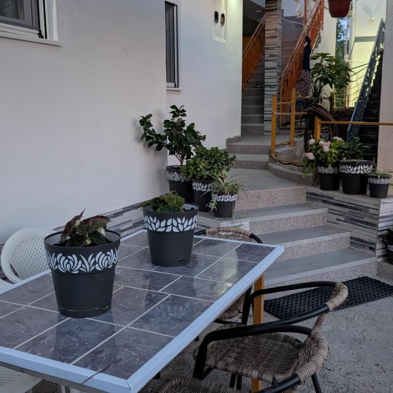 Private guest-house Gutic - Porodična Soba - 7