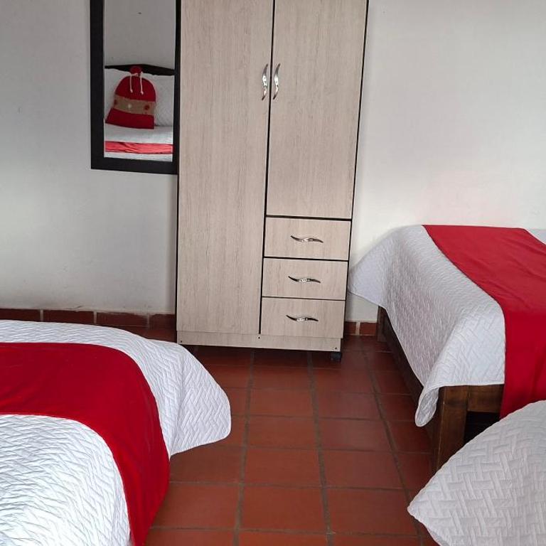SanMiguelavilla Hotel"s VDL - Habitación Familiar - 1