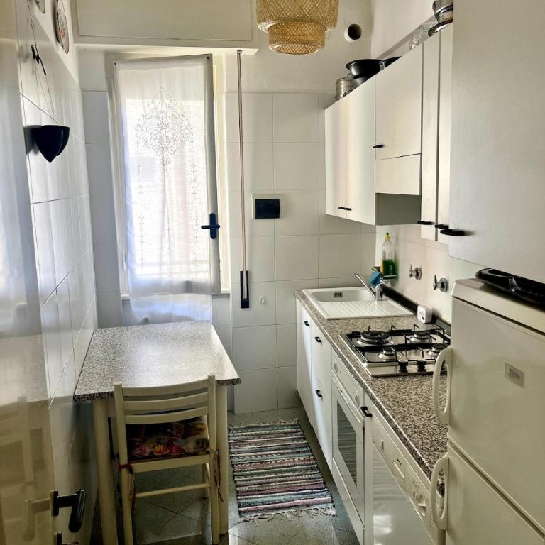Sun Apartment Rapallo - Appartamento con 2 Camere da Letto - 7
