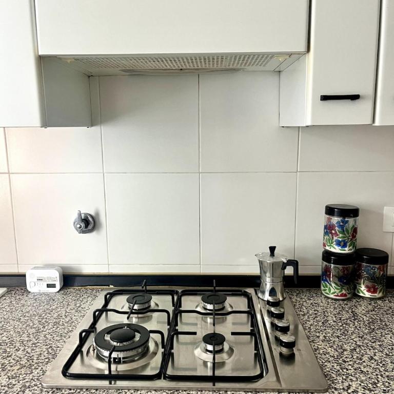 Sun Apartment Rapallo - Appartamento con 2 Camere da Letto - 8
