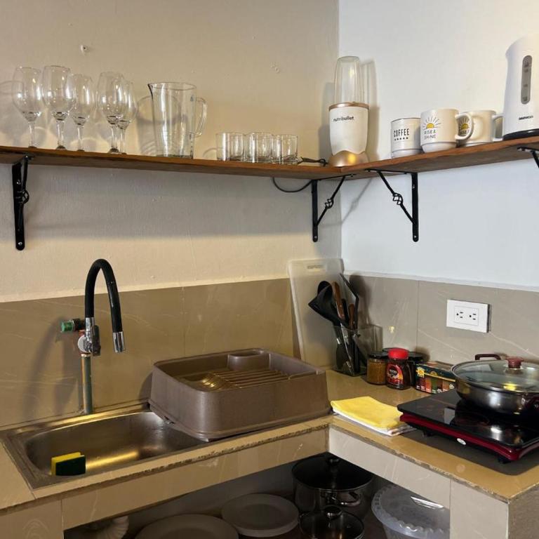 Urban Apartment 2 Bed 1 Bath - Two-Bedroom Apartment - 7