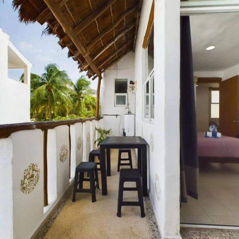 Chic 1BR with Pool Parking close to ADO - Apartment - 35
