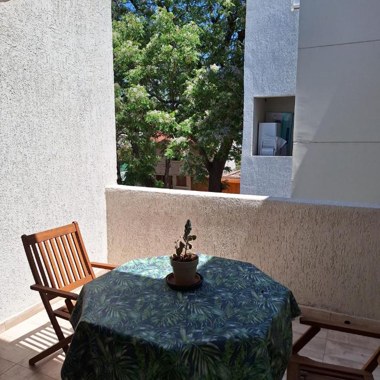 Departamento en Godoy Cruz - Apartamento de 1 dormitorio - 2