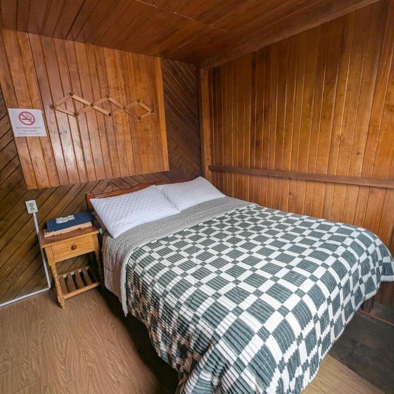 LA TRANQUILIDAD - Habitación Doble con baño privado - 2