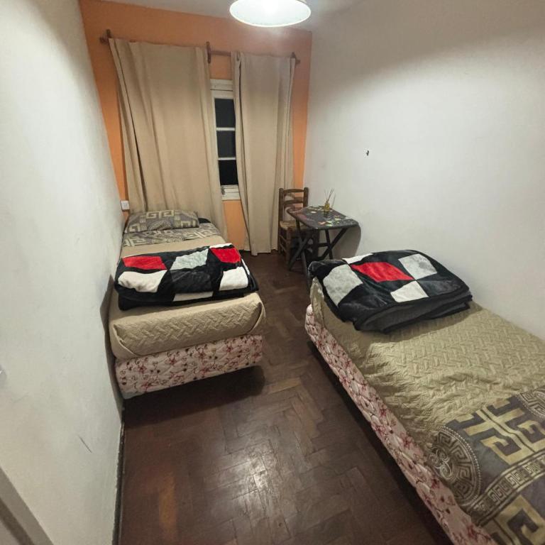 Hostel Urqu Ñan - Twin Room with Shared Bathroom - 2
