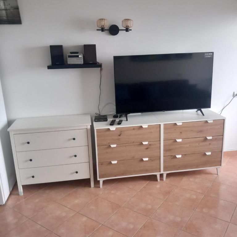 Apartamento 30 m al mar maravillosa vista mar, playa, piscina - Apartamento - 14