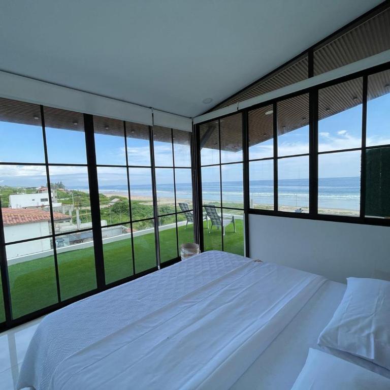 GLAMSUITE Premiun Montañita - Deluxe Suite with Spa Bath - 1