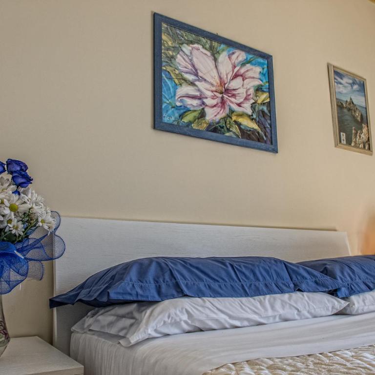 Airport House B&B - Camera Matrimoniale Deluxe con Balcone - 5