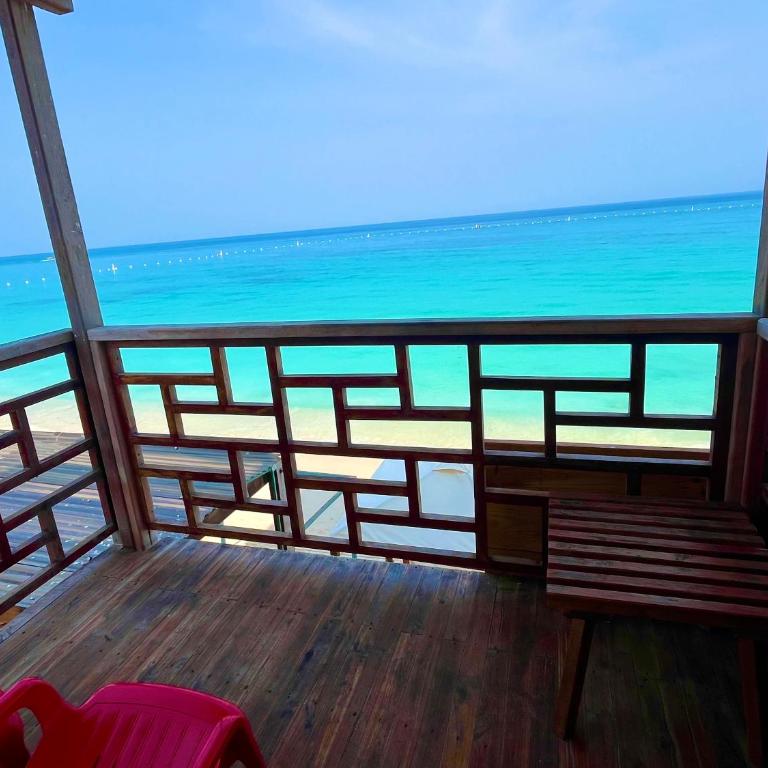 Roma beach - Queen Room with Balcony - 1