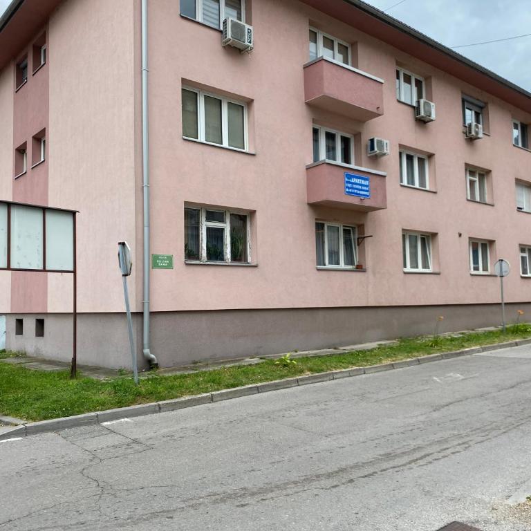 COZY CENTER Apartment Bihać - One-Bedroom Apartment - 32