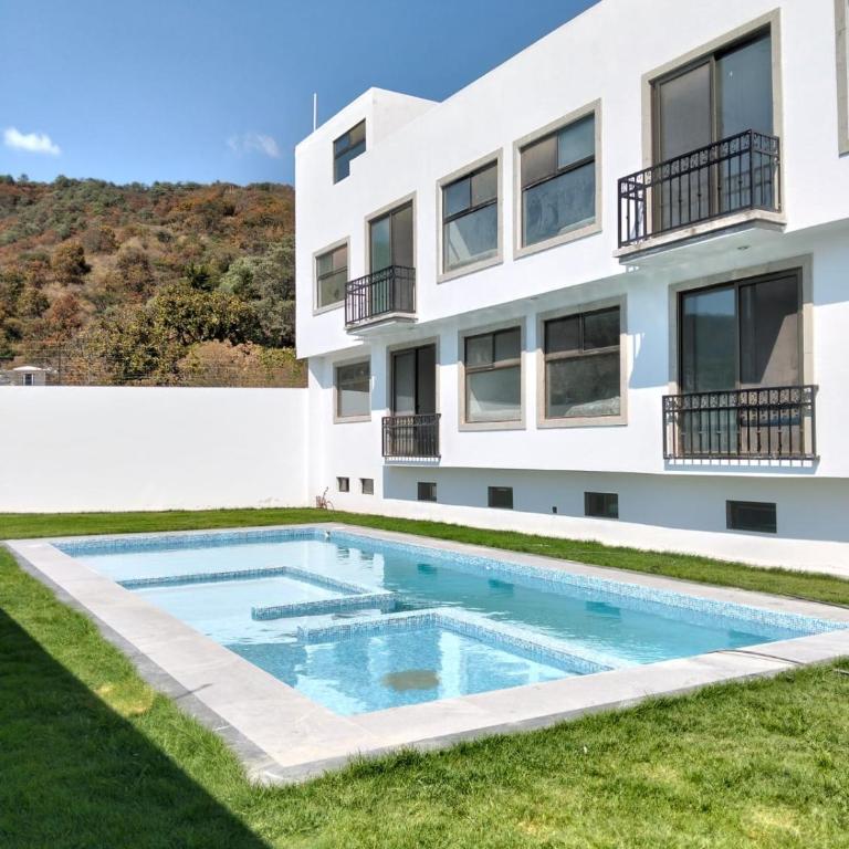 Nuevos departamentos en Valle de Bravo - Apartamento con vistas al lago - 1