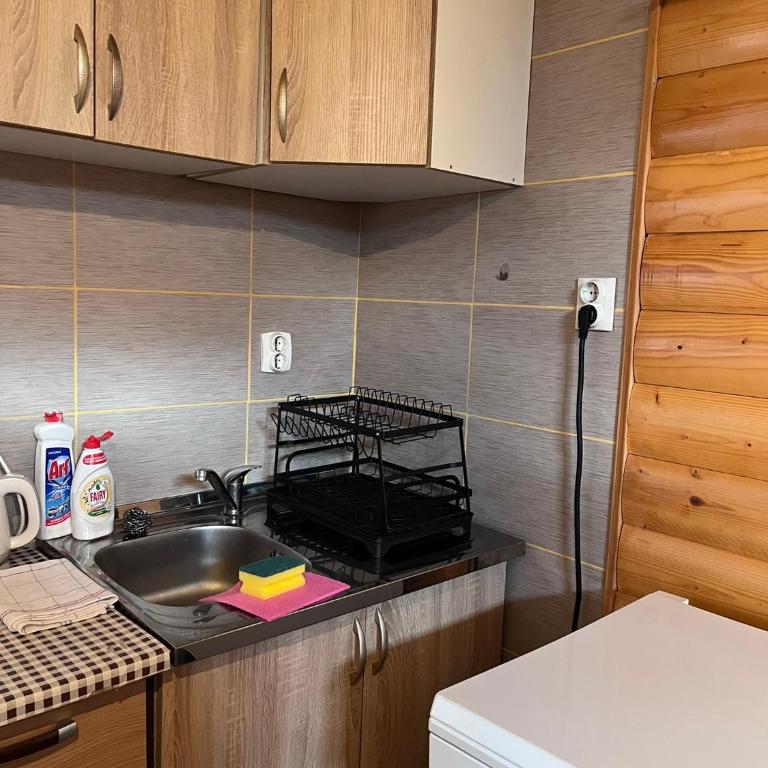 Golden Wood House - Two-Bedroom House - 20