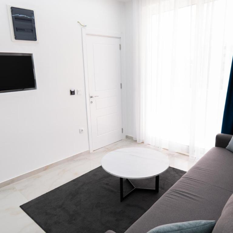 Diamonds Xh&A Apartments - Apartman s 1 Spavaćom Sobom i Balkonom - 2