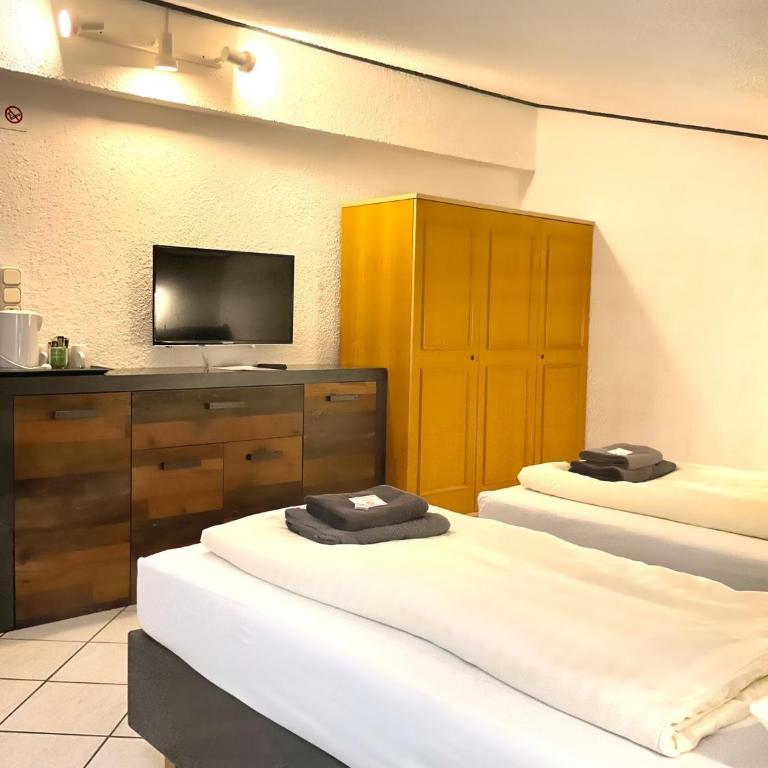 Hotel Wildrose - Zweibettzimmer - 5