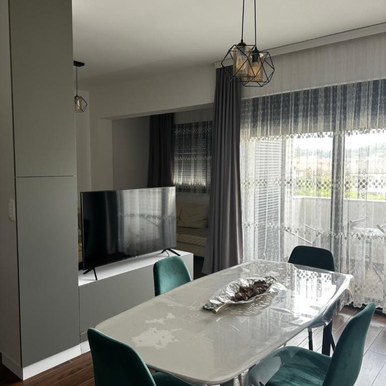 Capitol Apartments - Two-Bedroom Apartment - 6