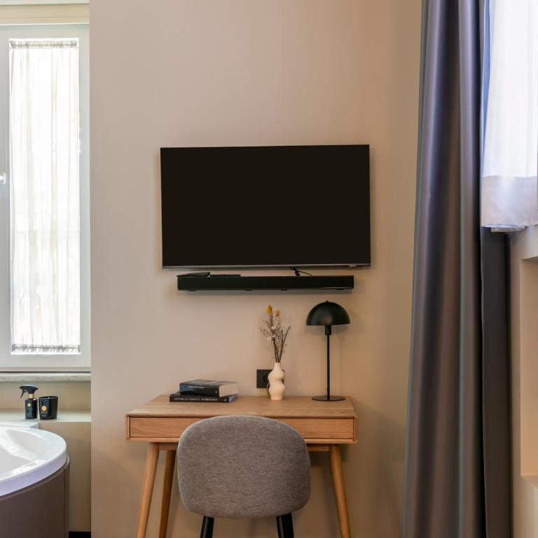 San Giovanni Luxury Rooms - Deluxe Double Room with Bath - 5