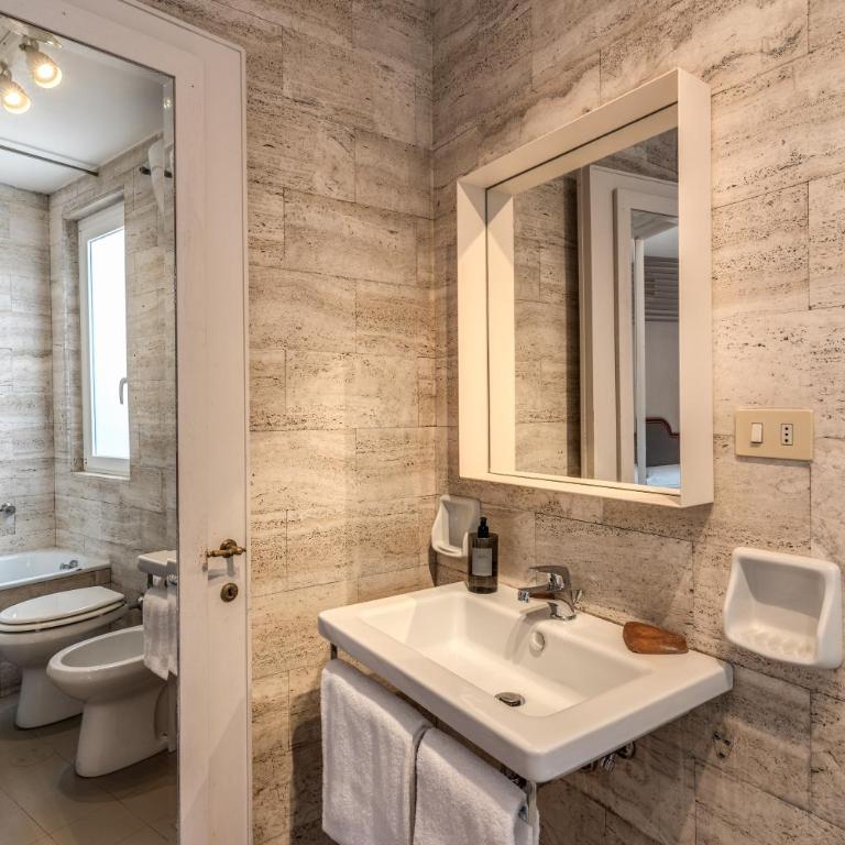 Frangipane Colosseum Apartments - Appartamento con 2 Camere da Letto - 8