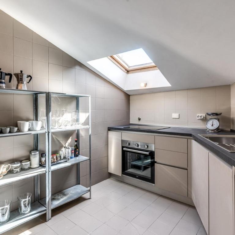 Frangipane Colosseum Apartments - Appartamento con 2 Camere da Letto - 14
