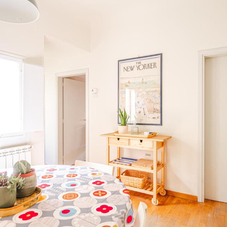 House a short walk from the center - Appartamento con 2 Camere da Letto - 42