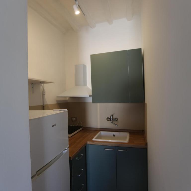 Nel cuore del centro storico in piazzetta w AC - Appartamento con 1 Camera da Letto - 8