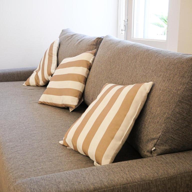 Precioso ático con vistas en el centro de Pamplona - Three-Bedroom Apartment - 32