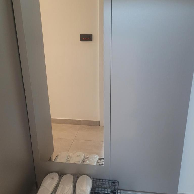 Milmari N66 - Studio - 33
