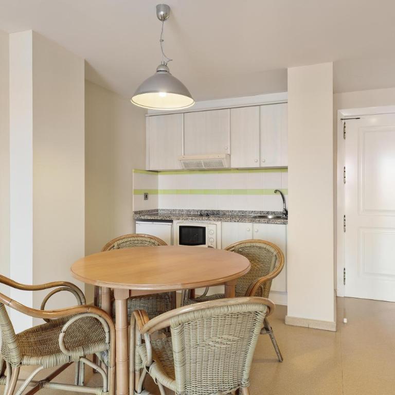 Hotel Best Roquetas - One-Bedroom Apartment (2 Adults + 1 Child) - 6