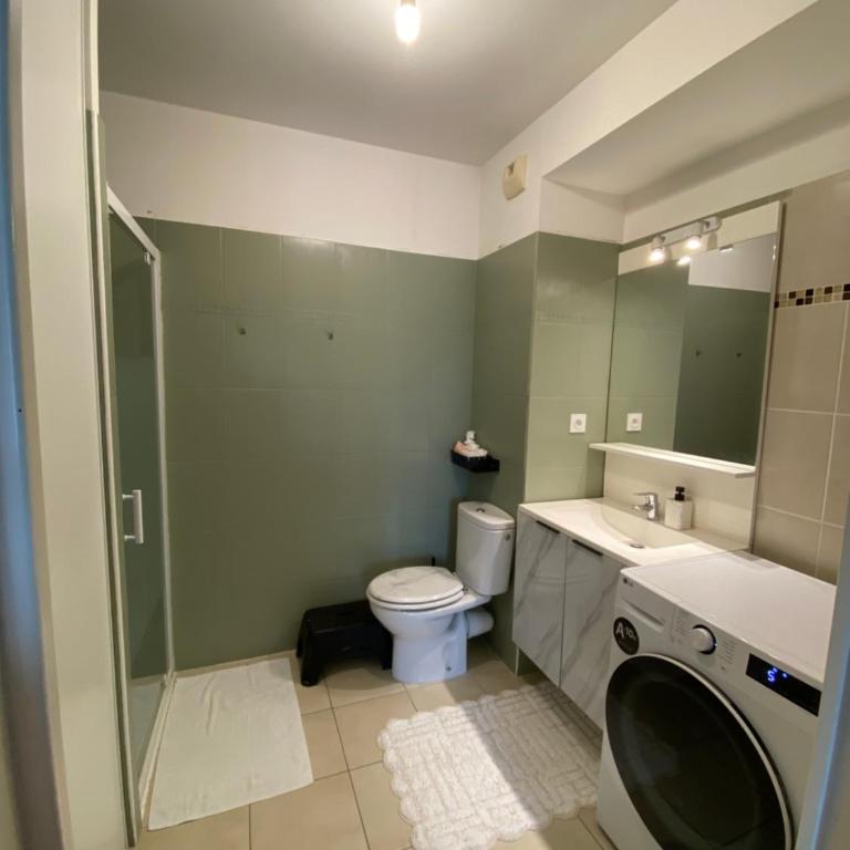 Charmant studio avec jacuzzi - One-Bedroom Apartment - 3