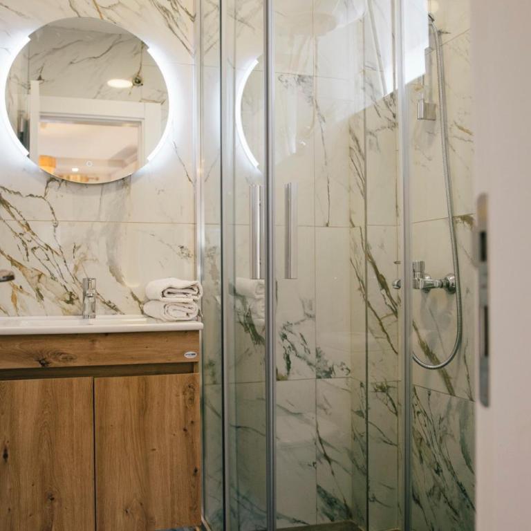 Premium apartments - Standardna Dvokrevetna Soba sa Bračnim Krevetom - 4
