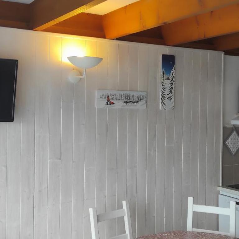 APPARTEMENT F3 2 chambres DUPLEX CENTRE-VILLE FONT-ROMEU - Appartement 2 Chambres - 11