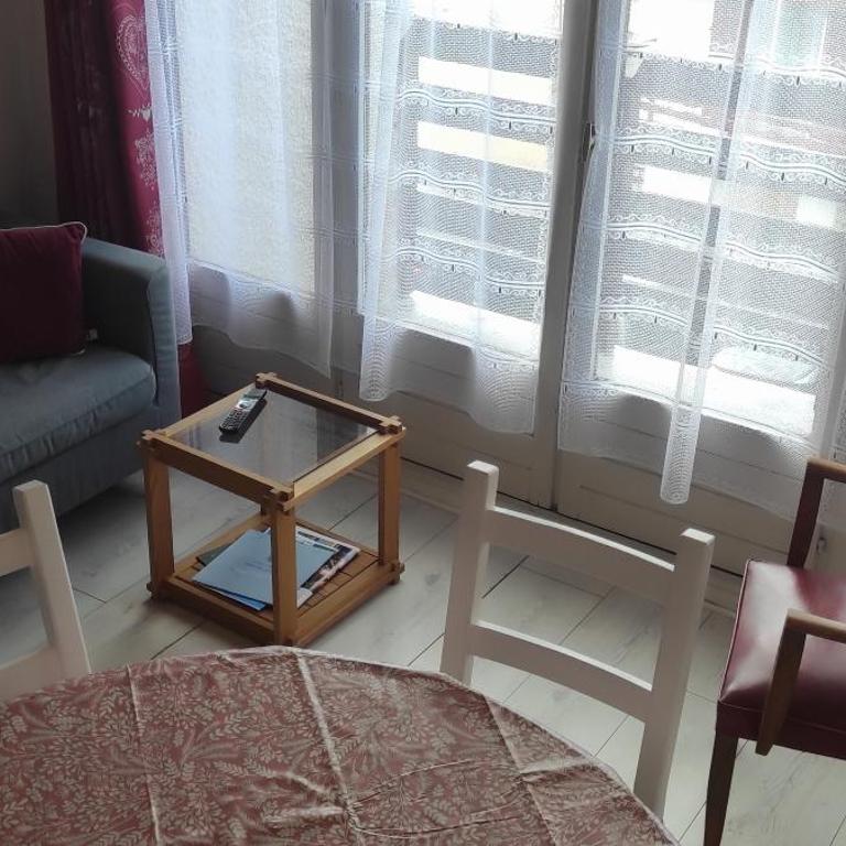 APPARTEMENT F3 2 chambres DUPLEX CENTRE-VILLE FONT-ROMEU - Appartement 2 Chambres - 12