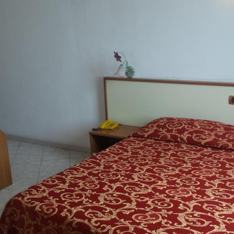 Hotel Ideale - Camera Tripla - 5